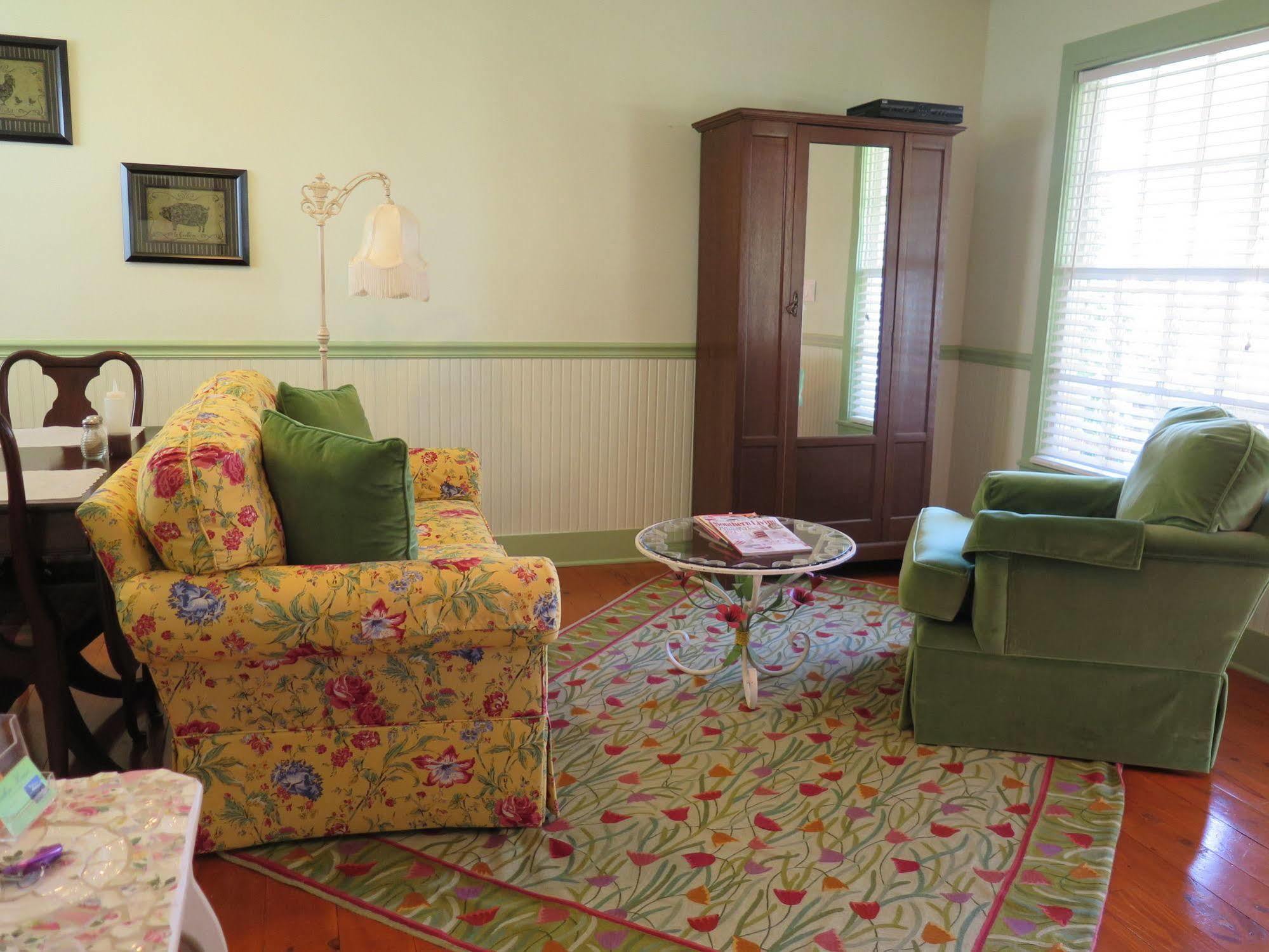 Salado Yellow House B&B المظهر الخارجي الصورة